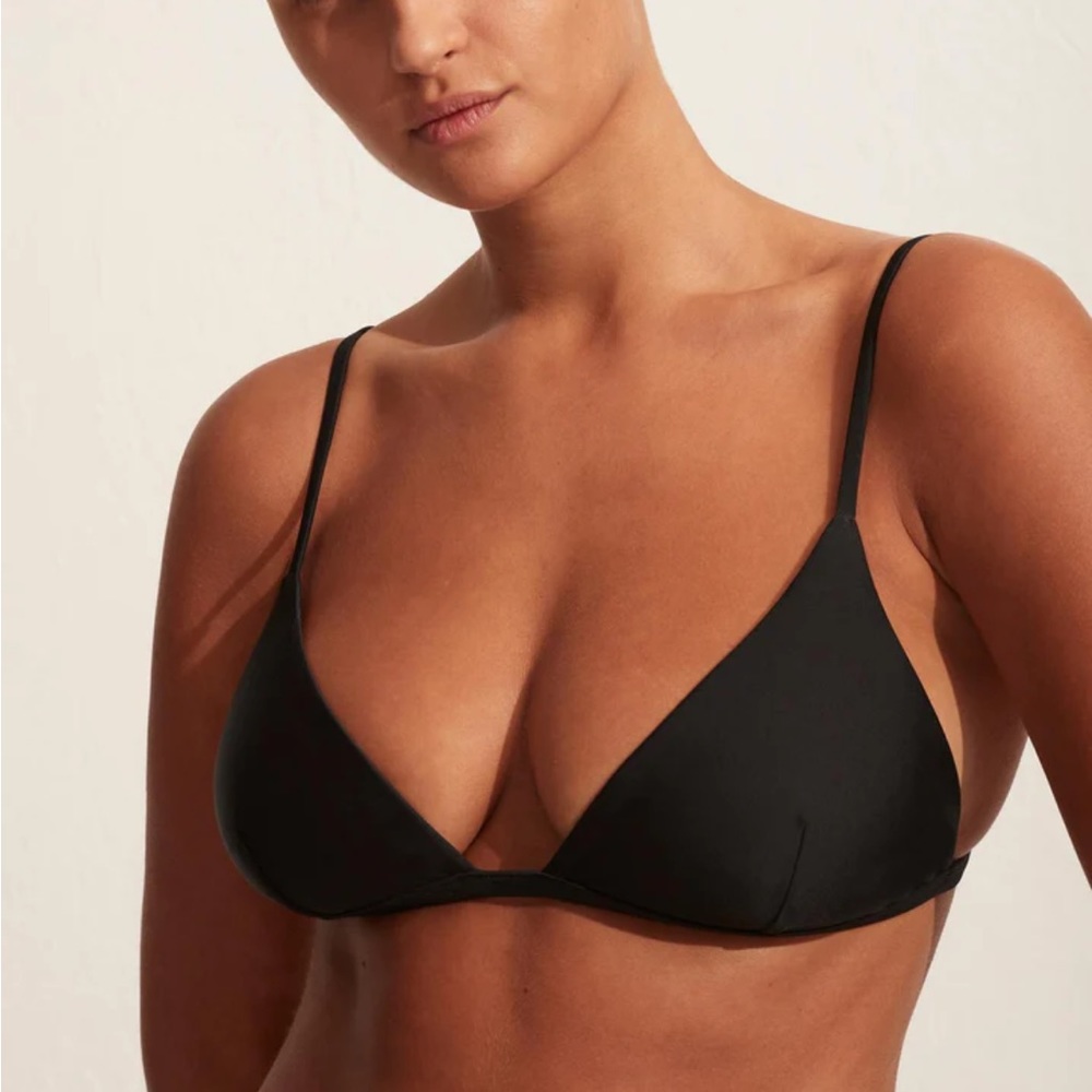 Matteau black Triangle Top